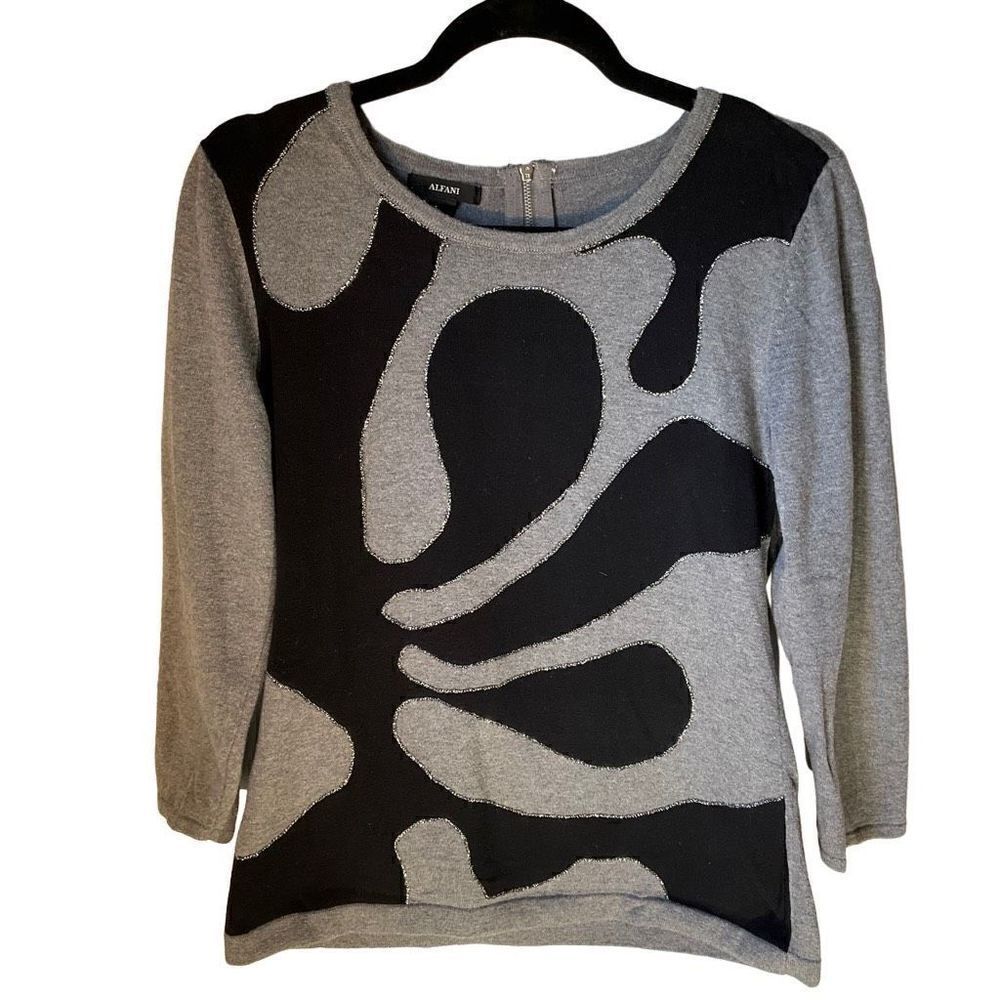 Alfani Vintage Geometric Sweater. Small. Grey black and silver!